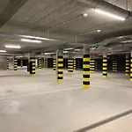 Famixdom Royal Wellness & Centrum Lägenhetshotell