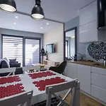 Famixdom Royal Wellness & Centrum Lägenhetshotell Zakopane