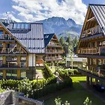 Famixdom Royal Wellness & Centrum Lägenhetshotell