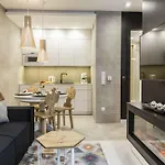Famixdom Royal Wellness & Centrum Apart Otel 3*