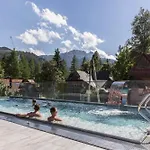 Lägenhetshotell Famixdom Royal Wellness & Centrum Zakopane