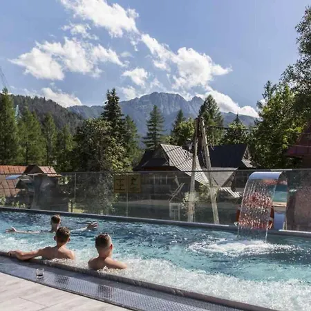 Aparthotel Famixdom Royal Wellness & Centrum Zakopane