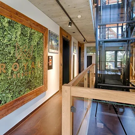 Famixdom Royal Wellness&spa Centrum Hotel apartamentowy 3*