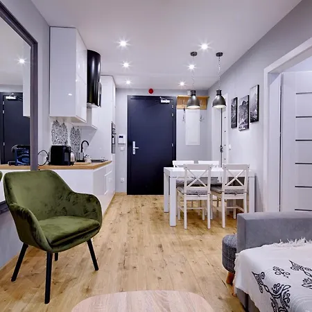 Famixdom Royal Wellness & Centrum Aparthotel Zakopane