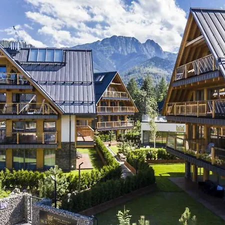 Famixdom Royal Wellness&spa Centrum Hotel apartamentowy