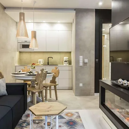 Famixdom Royal Wellness&spa Centrum Hotel apartamentowy 3*