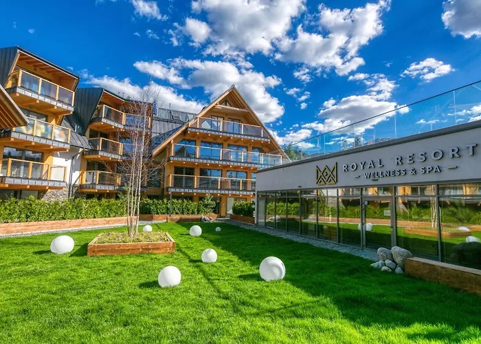 Famixdom Royal Wellness & Centrum Ξενοδοχείο με διαμερίσματα Ζακοπάνε