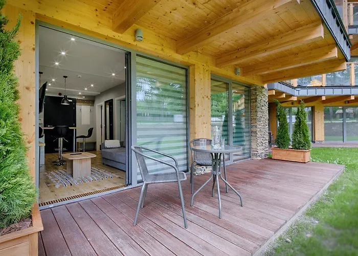 Famixdom Royal Wellness & Centrum Ξενοδοχείο με διαμερίσματα Ζακοπάνε