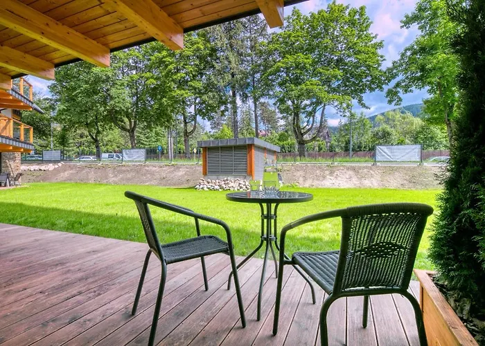 Famixdom Royal Wellness & Centrum 公寓式酒店