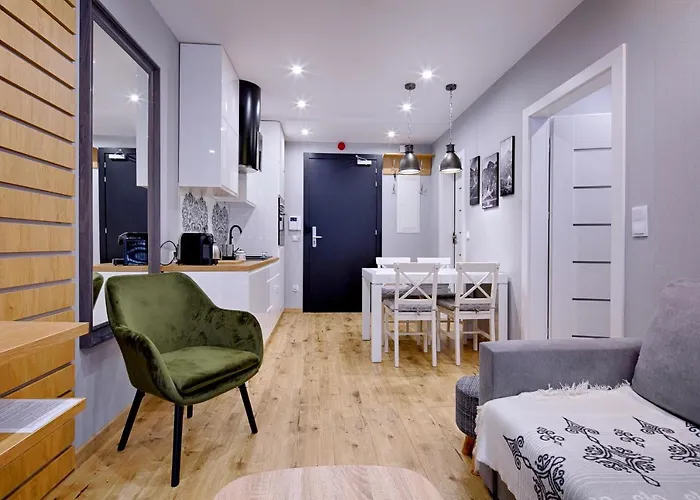 Famixdom Royal Wellness & Centrum Ξενοδοχείο με διαμερίσματα Ζακοπάνε