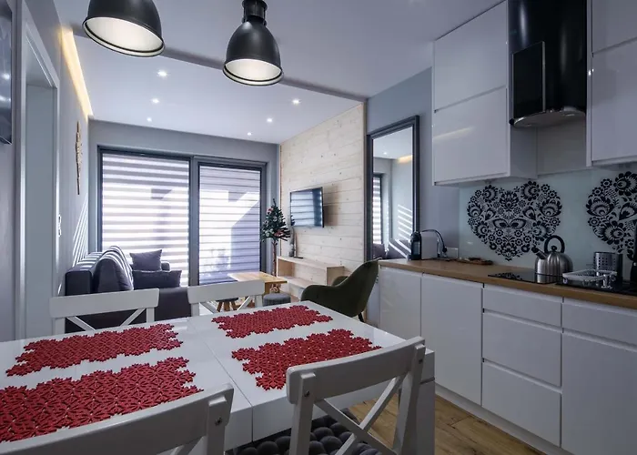 Famixdom Royal Wellness & Centrum Ξενοδοχείο με διαμερίσματα Ζακοπάνε