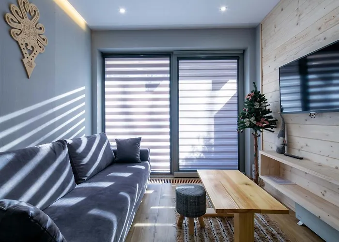 Famixdom Royal Wellness & Centrum 3*