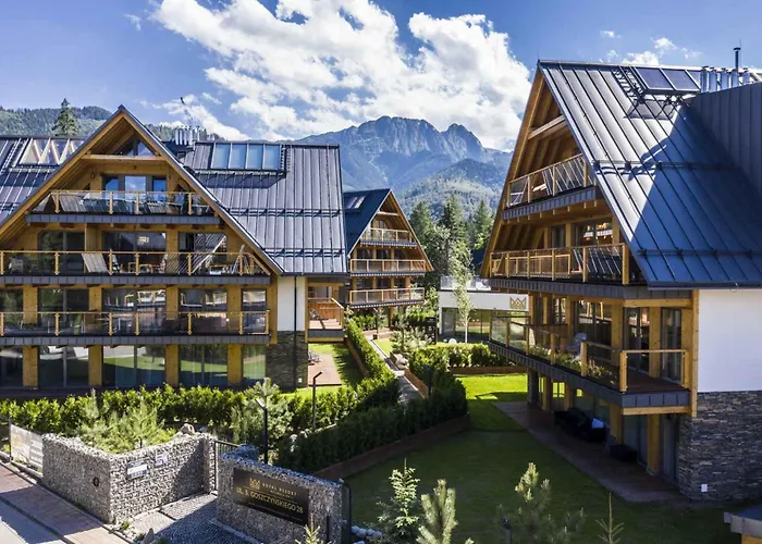 Famixdom Royal Wellness & Centrum Ξενοδοχείο με διαμερίσματα