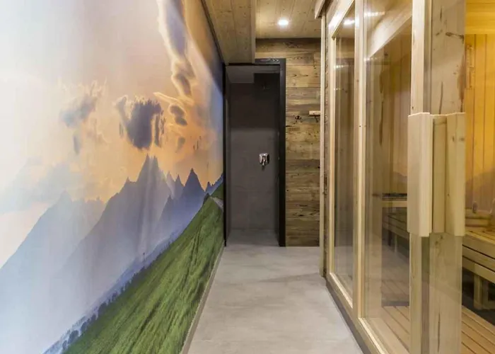 Famixdom Royal Wellness & Centrum Ξενοδοχείο με διαμερίσματα