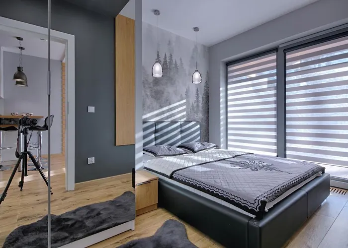 Famixdom Royal Wellness & Centrum 公寓式酒店 扎科帕内